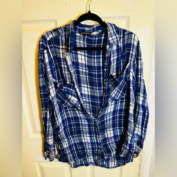 Express women’s oversized super soft boyfriend flannel size large blue plaid - Picture 2 of 7